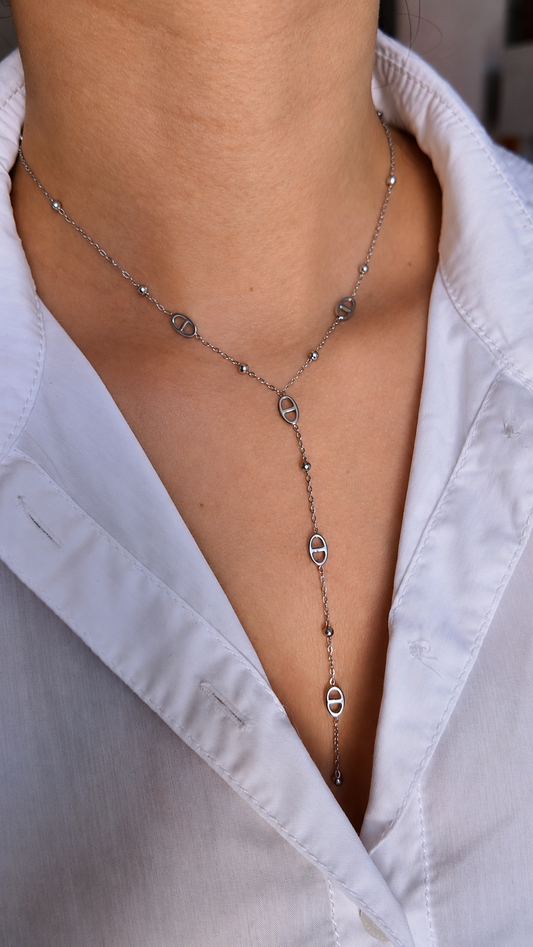 Amalya – collier Y maille marine