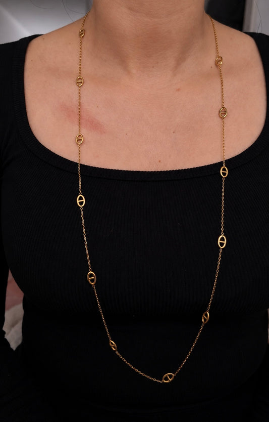 Lina – collier sautoir doré maille marine