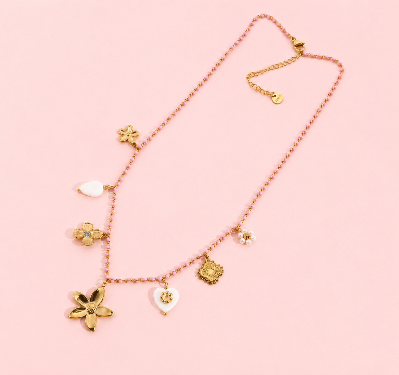 Paloma - Collier doré à perles charms fleurs et cœur