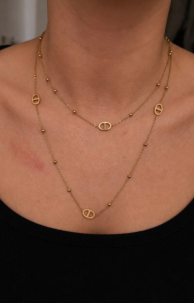Élena – collier sautoir maille marine