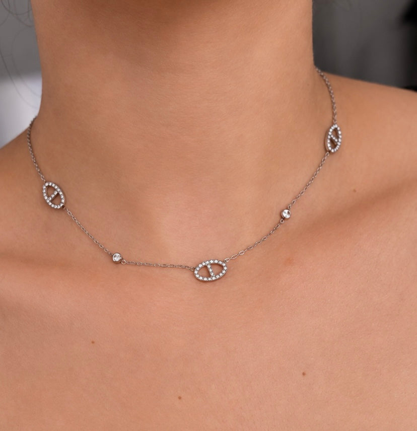 Émy – collier ras du cou maille marine & zircon