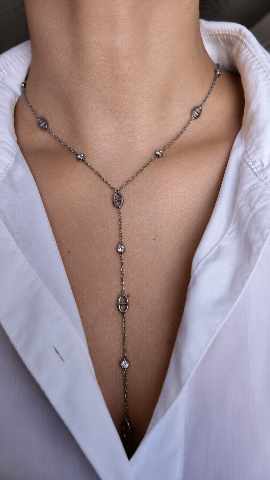 Nélia – collier Y maille marine & zircon
