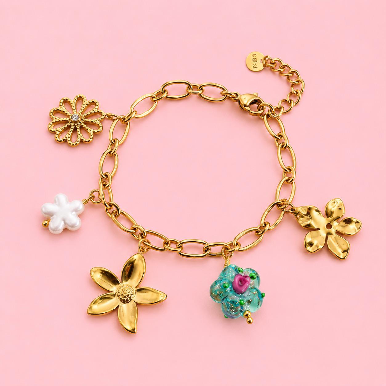 Sun Kiss – Bracelet à charms fleurs et perle