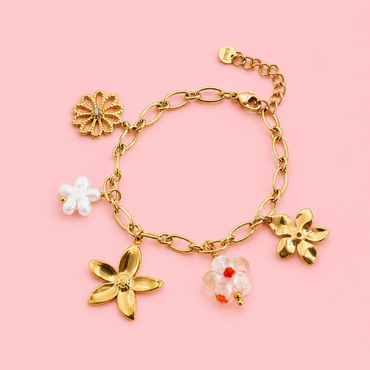 Sun Kiss – Bracelet à charms fleurs et perle