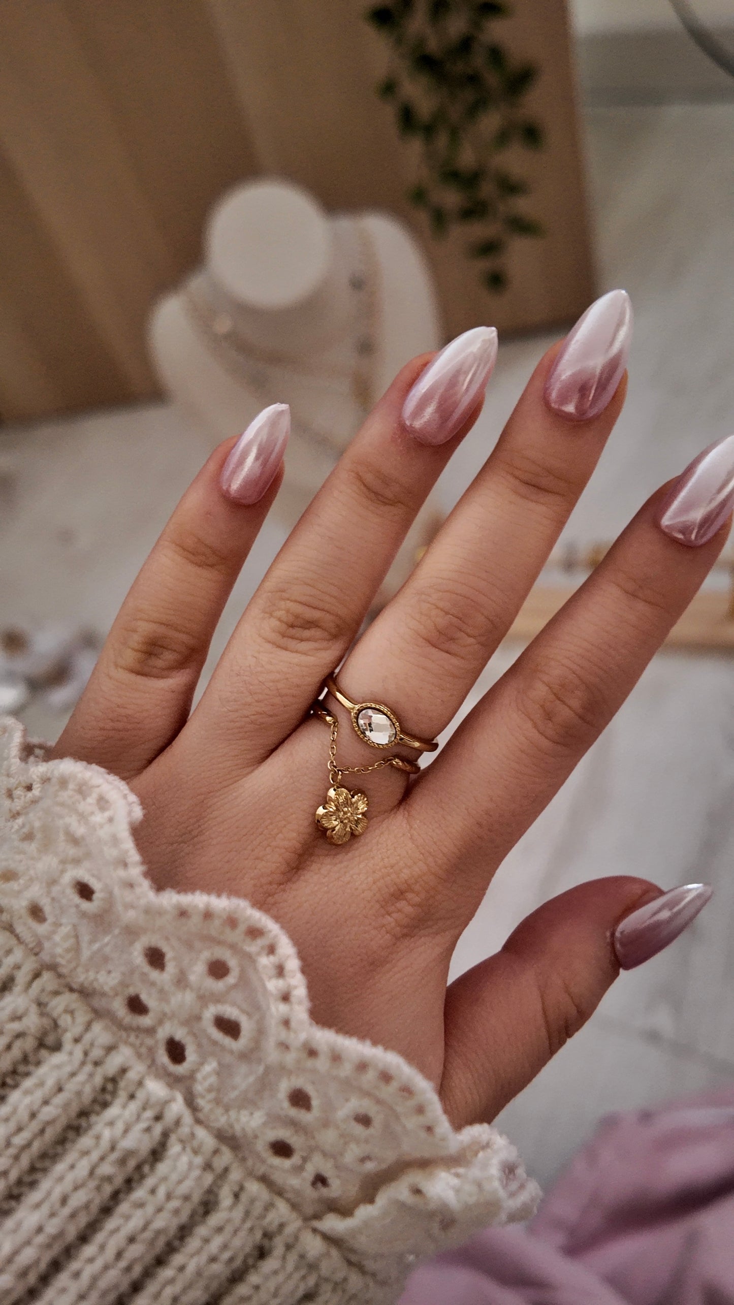 Lyséa – bague ajustable fleur & zircon avec chaîne